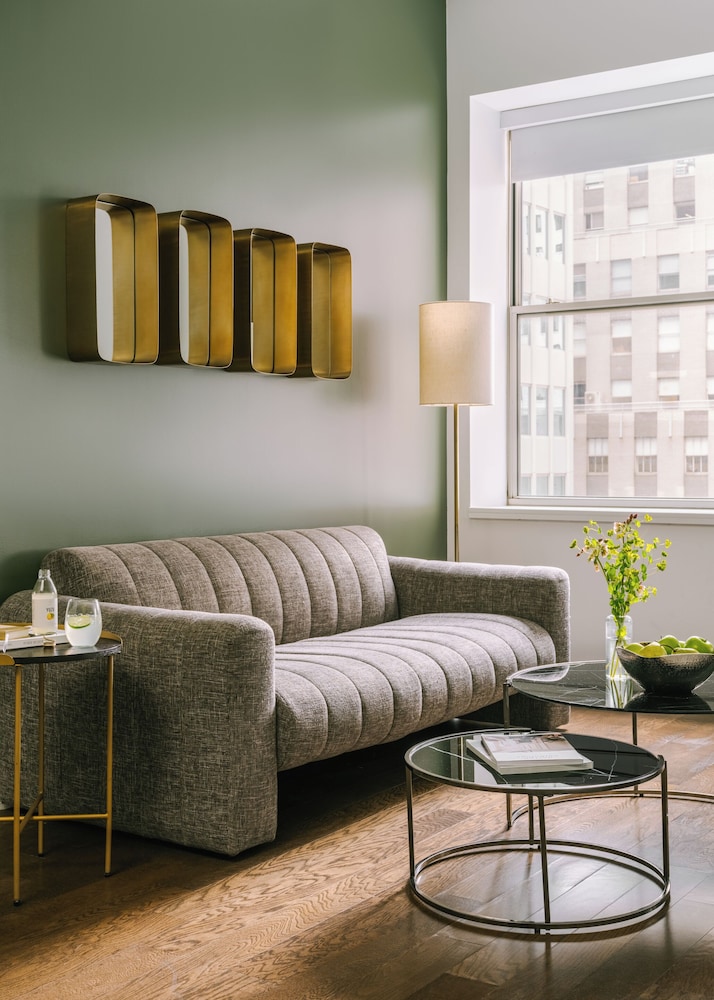 Premier Apartment, 1 Bedroom thumbnail 6