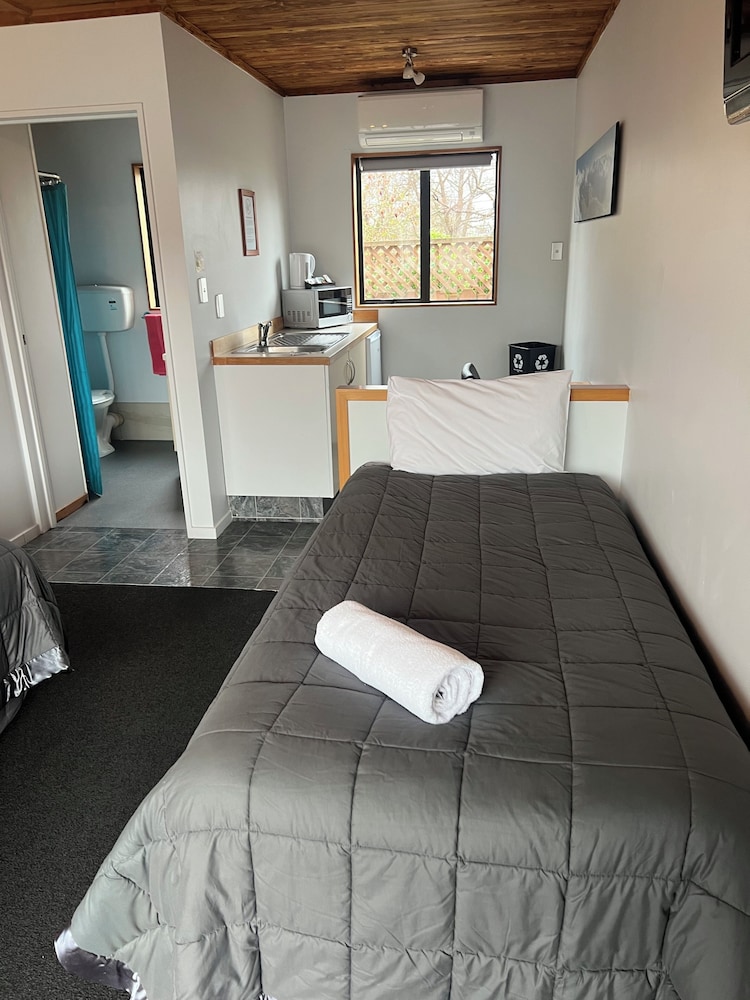 Twin Studio Unit 10 photo 3