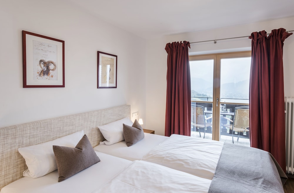 Deluxe Double Room, 1 Double Bed - Photo 1