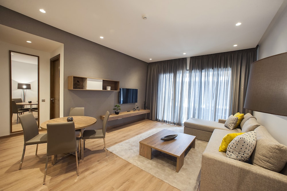 Luxury Suite photo 1