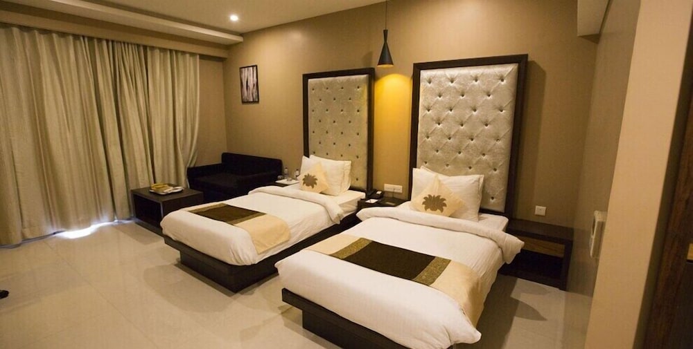 Executive Room photo 1