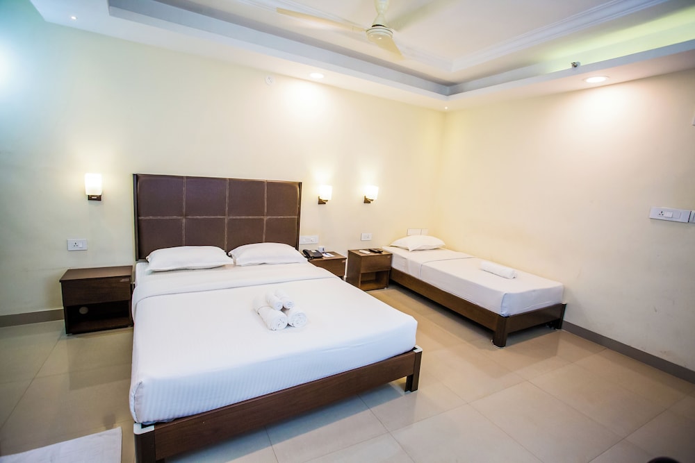 Executive Room - Photo 1