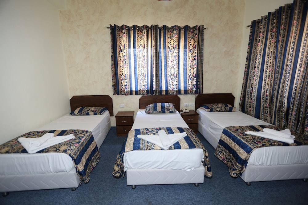 Triple Room photo 2
