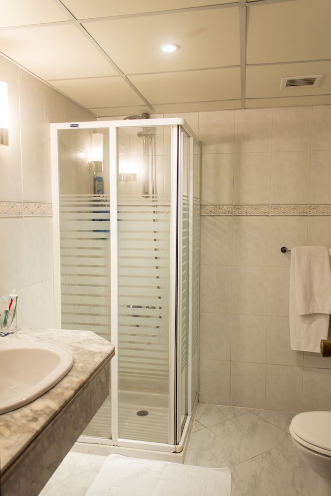 Premium Double or Twin Room photo 1
