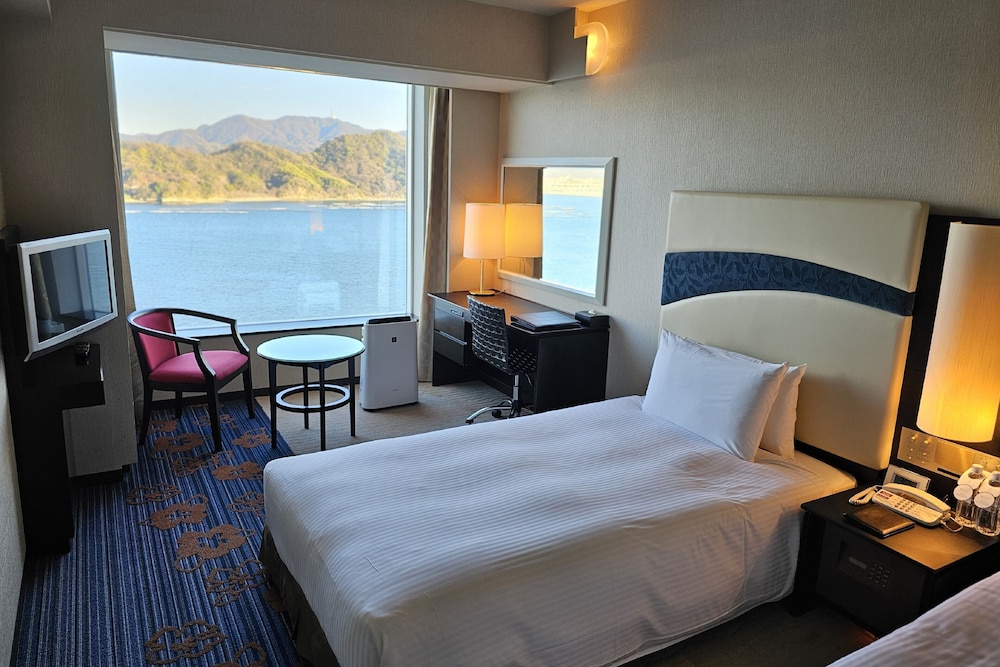 Premium Resort Floor Twin Room with Miyajima High-Speed Boat Ticket (One Way), Non Smoking