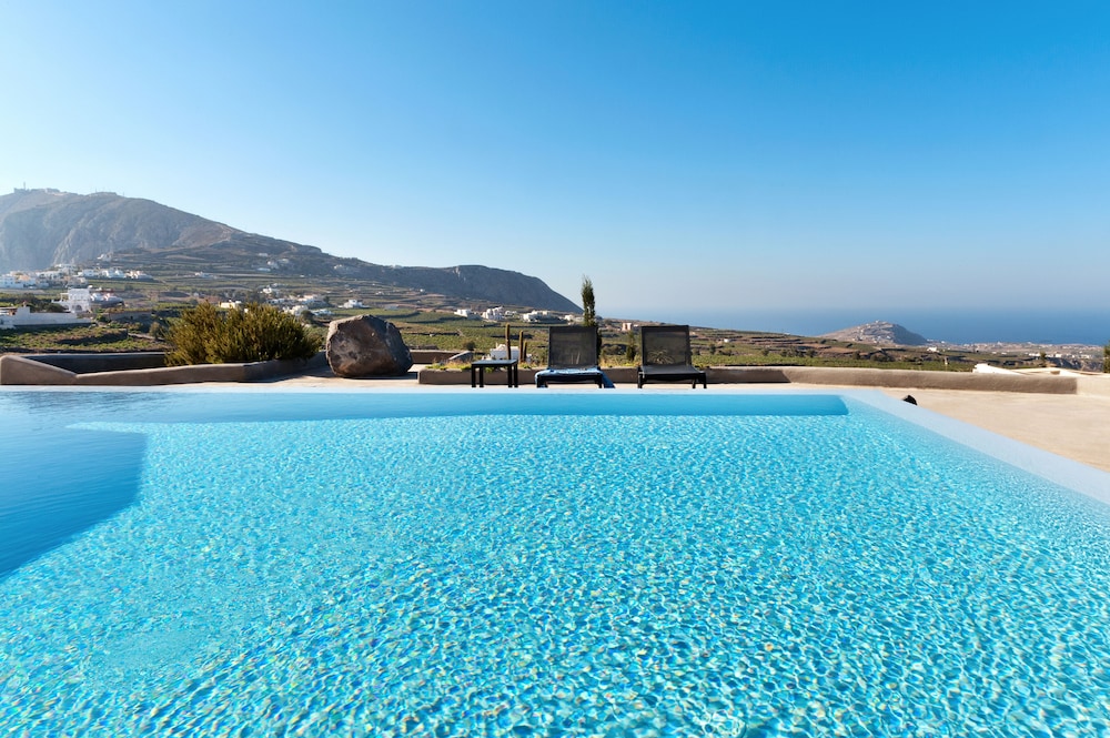 Christou private pool Estate