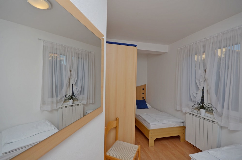 Apartment (A7) photo 3