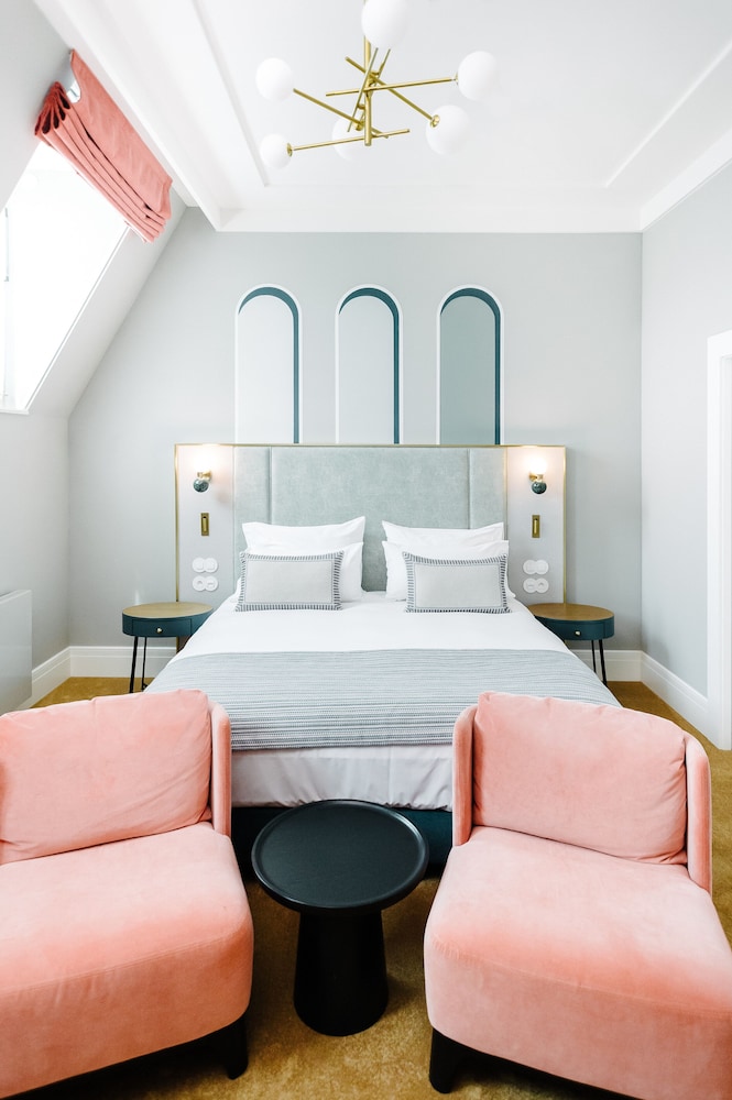 Standard Double Room - Photo 6