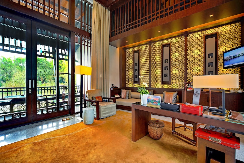 Water Villa, 1 King Bed (Lake View)
