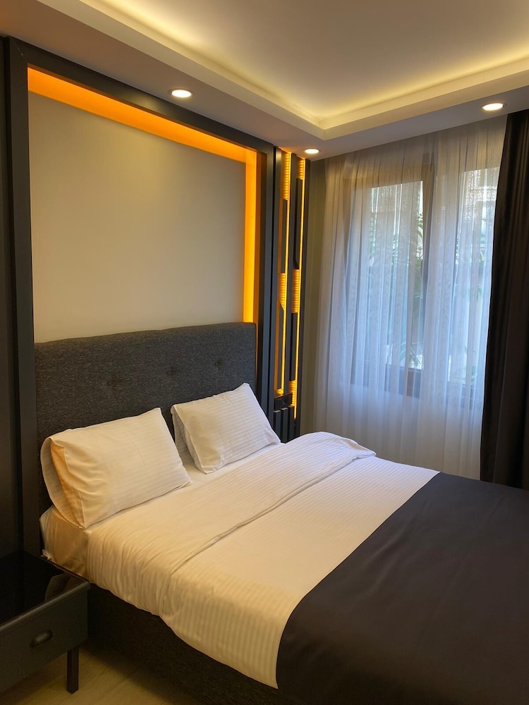 Economy Double Room photo 1