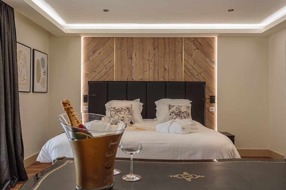 Junior Suite - Photo 1