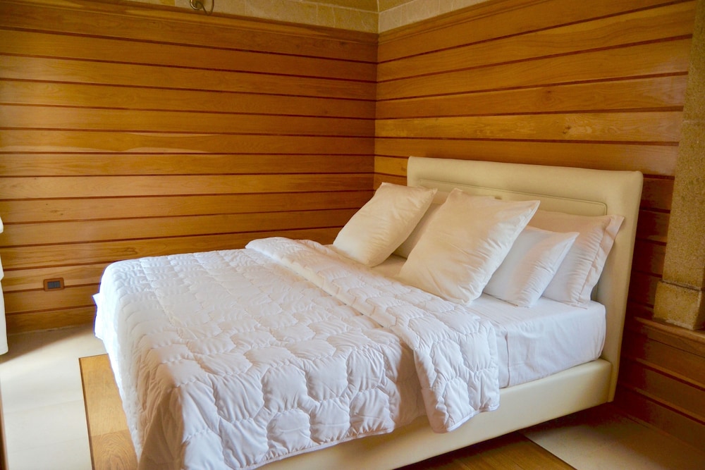 Deluxe Suite (8) photo 3