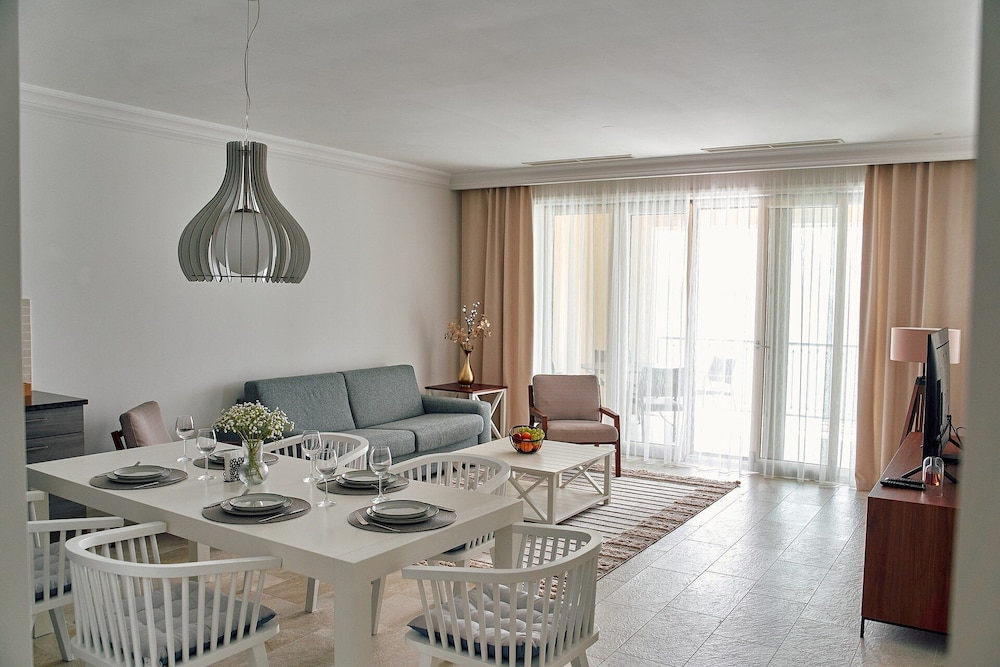 Deluxe Apartment, 2 Bedrooms, Sea View