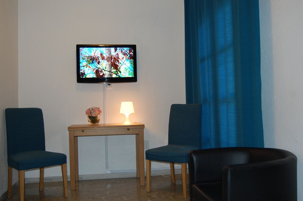 Triple Room photo 2
