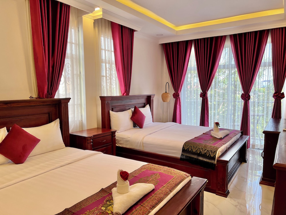 Deluxe Twin Room, 2 Queen Beds photo 3
