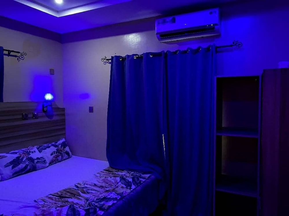 Comfort Room - Photo 1