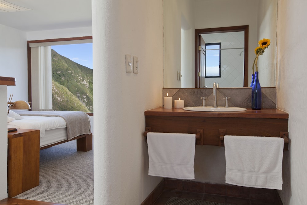 Standard Suite, Ground Floor photo 3