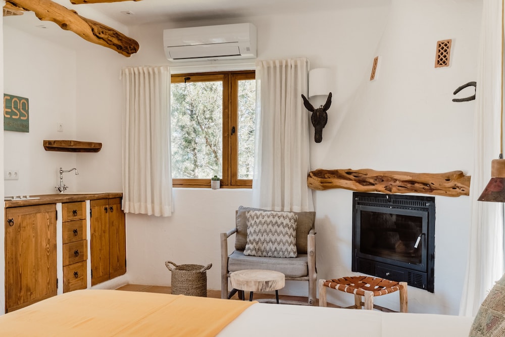 Exclusive Studio Suite, Garden View photo 3