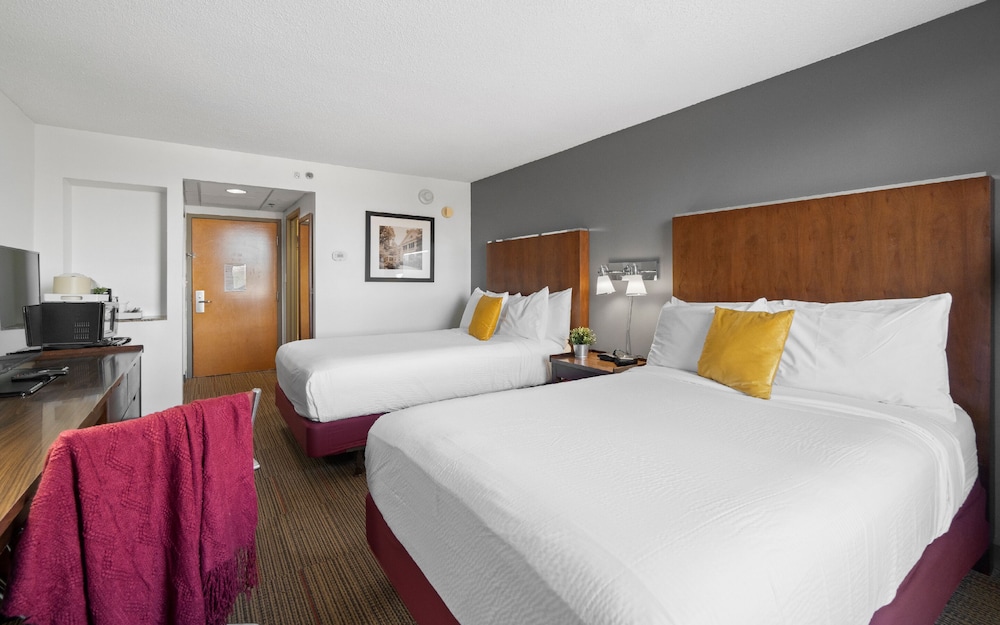 Standard Room, 2 Double Beds - Photo 4