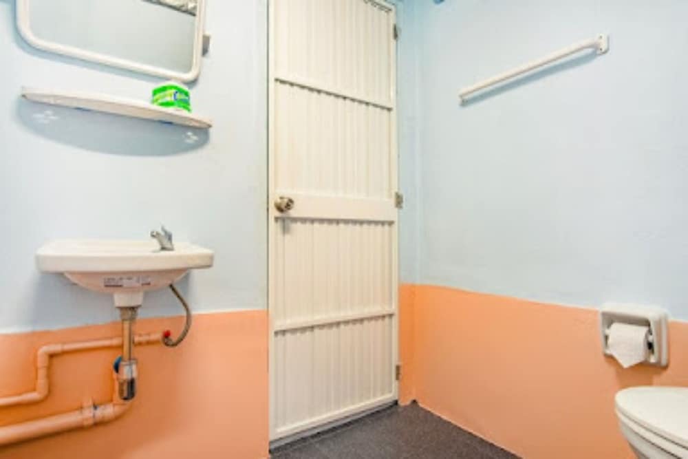 Standard Double Room - Photo 2