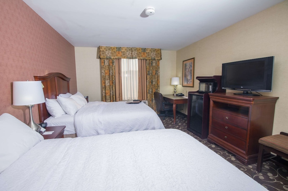 Two queen beds non smoking - Photo 1