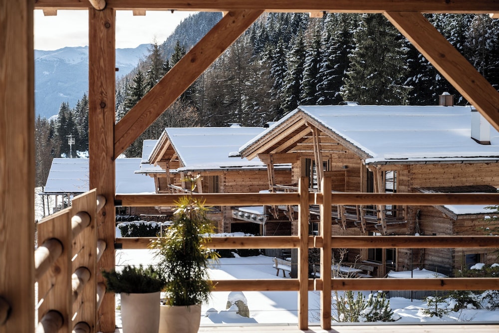 Chalet, 2 Bedrooms, Mountain View