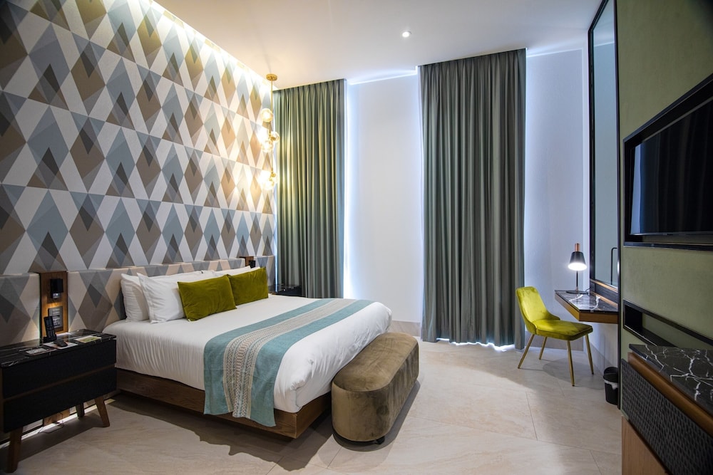 Becquer Suite - Photo 13