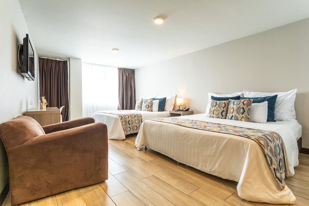 Standard Twin Room photo 3