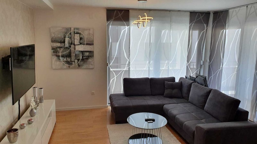 Comfort Apartment, 2 Bedrooms, Terrace photo 1