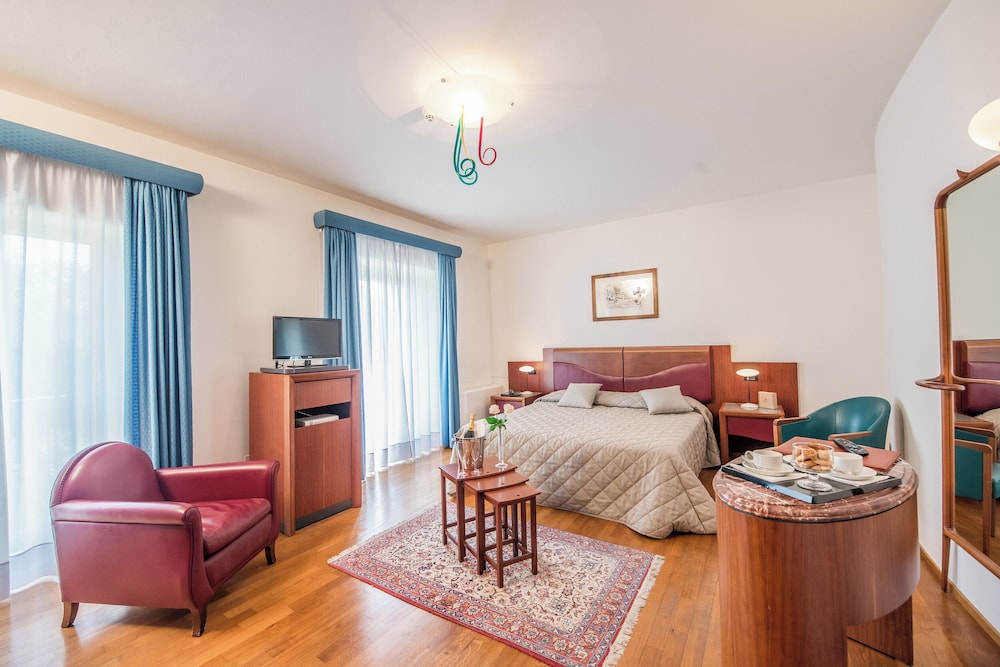 Deluxe Double Room photo 1