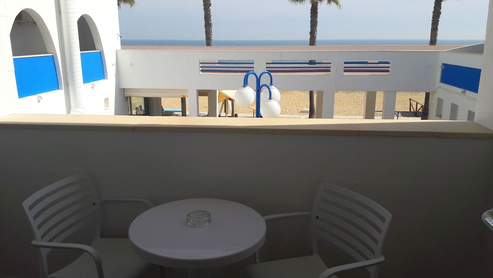 Triple Room, Partial Ocean View (3 Adults) photo 2