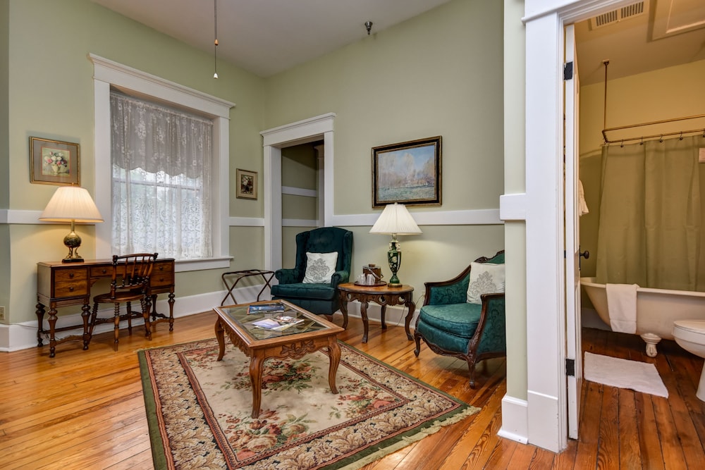 Suite (St. De Chantel) photo 3