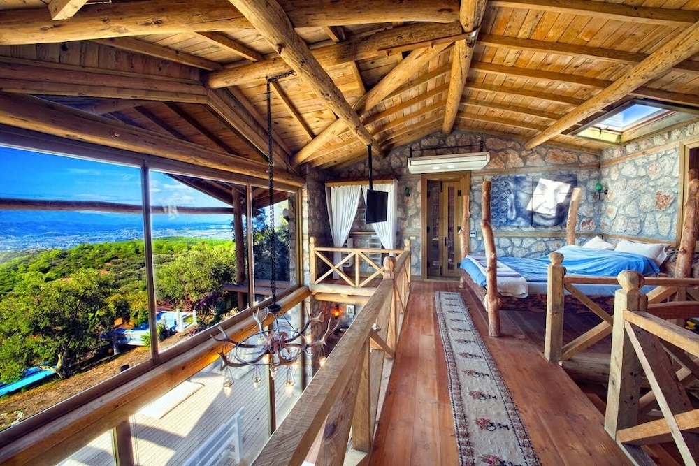 Premier Villa