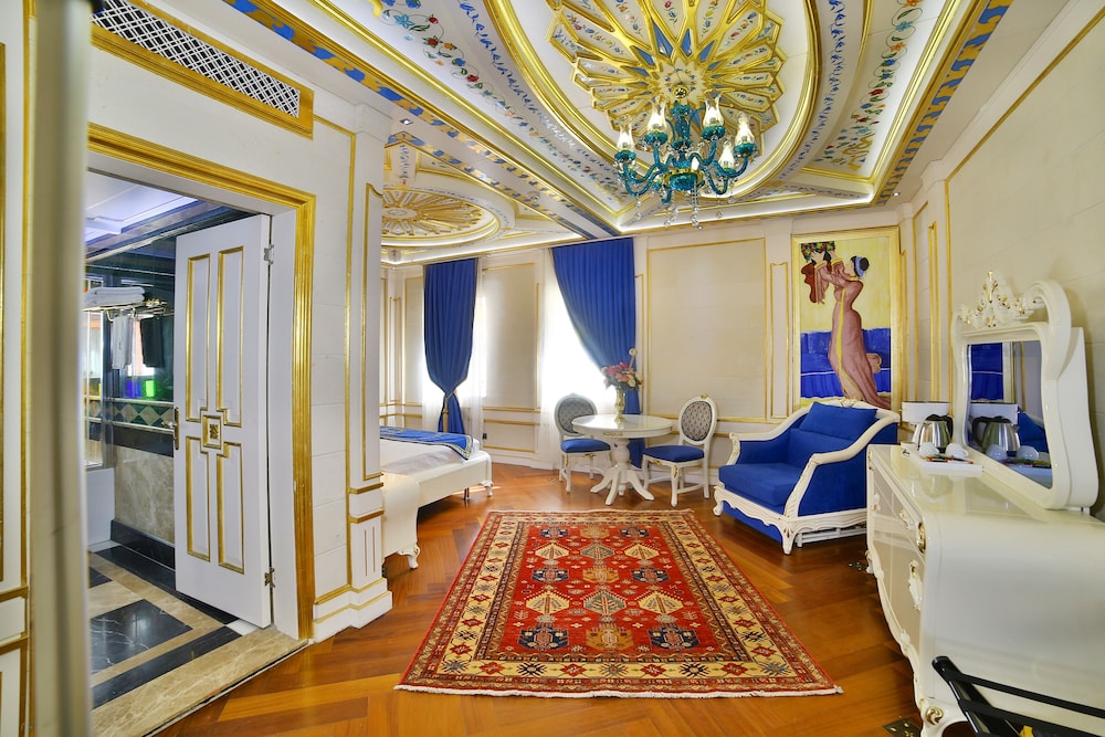Premium Room with Free Spa Access (Self use & Shared) photo 2