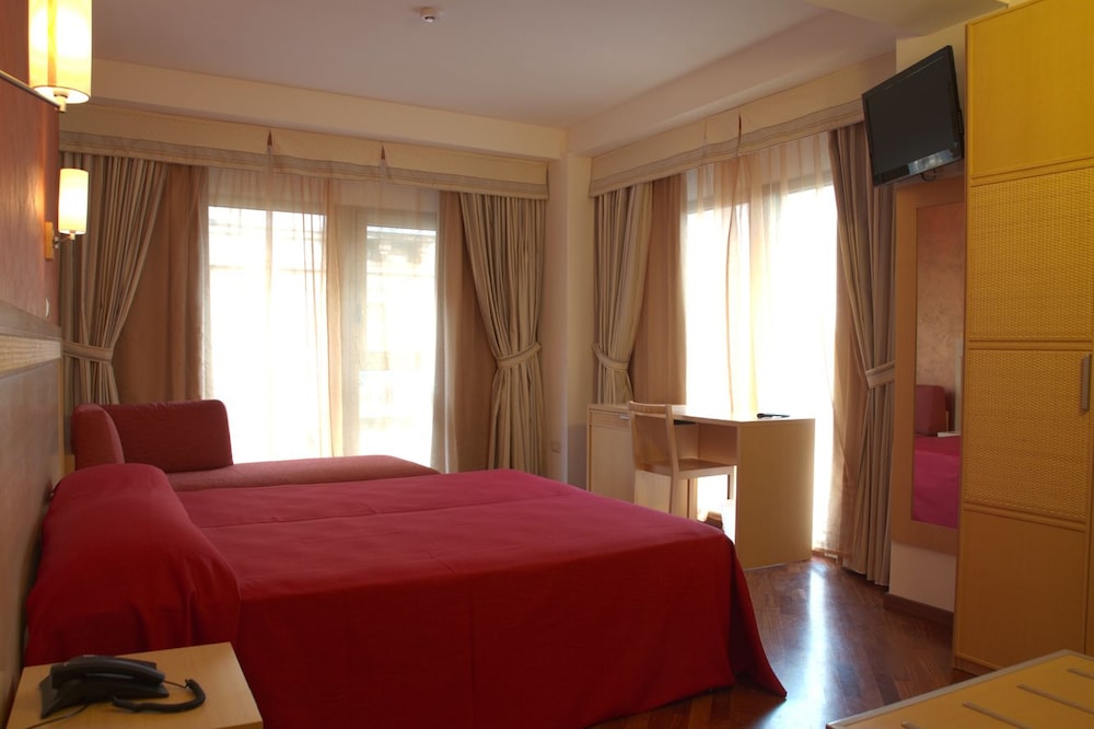 Junior Room (Suite) - Photo 1