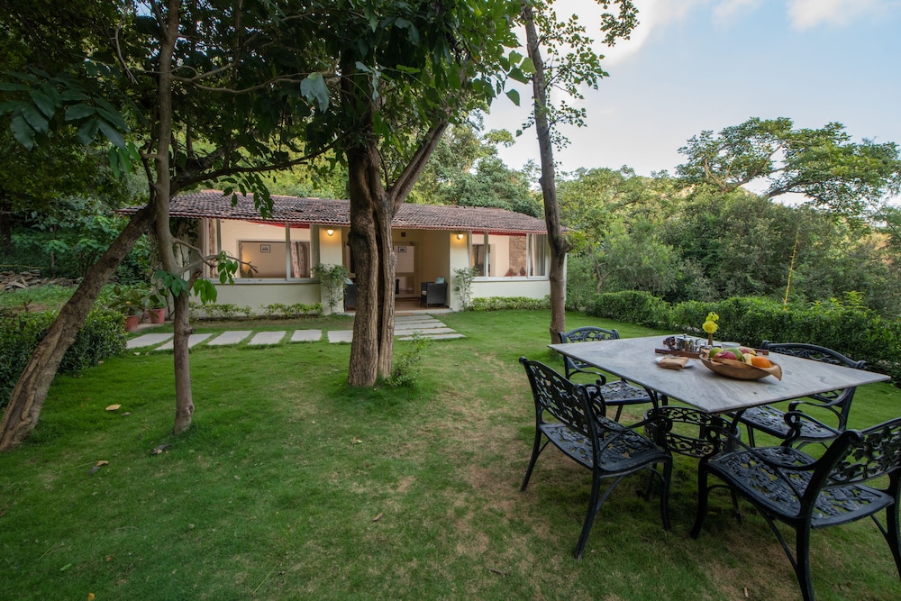 Cottage, 2 Bedrooms, Patio, Park View photo 2
