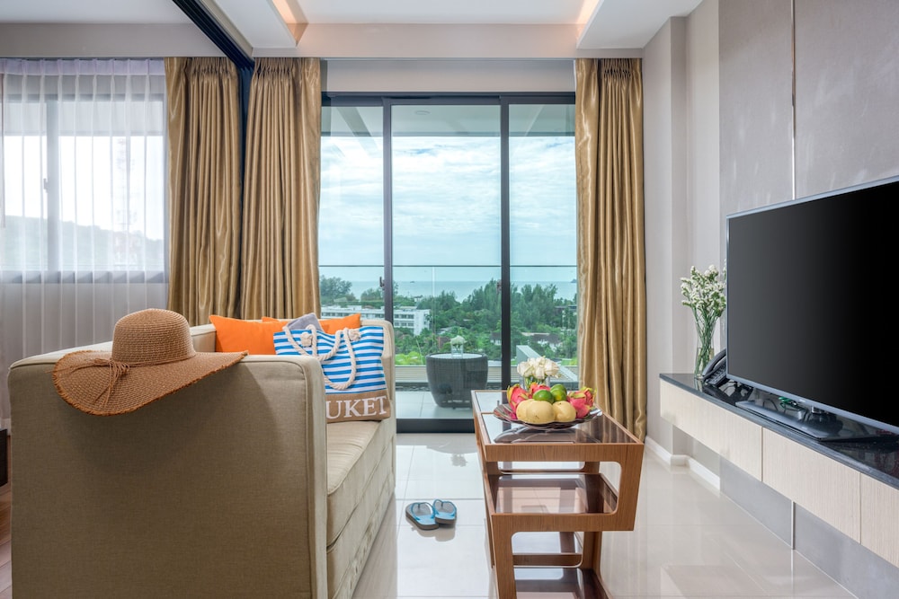 Deluxe Ocean View - Photo 38