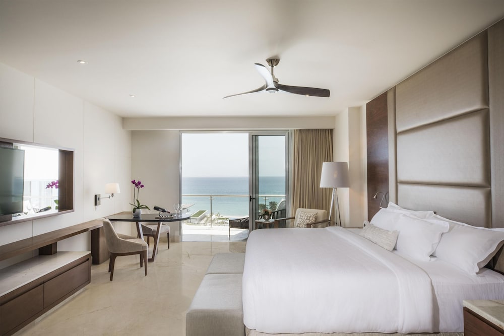 Royale Deluxe - Book 4 nights, Get 2 Free nights at Punta Cana