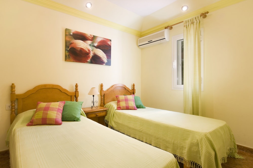Villa, 4 Bedrooms, Private Pool photo 3