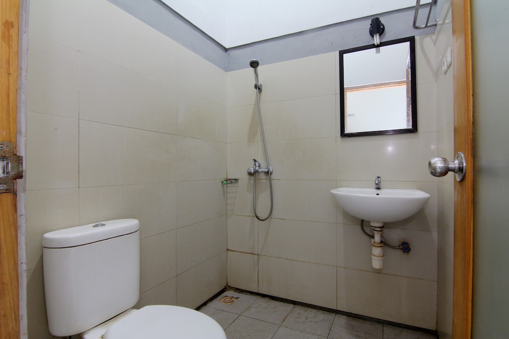 Standard Room - Photo 16