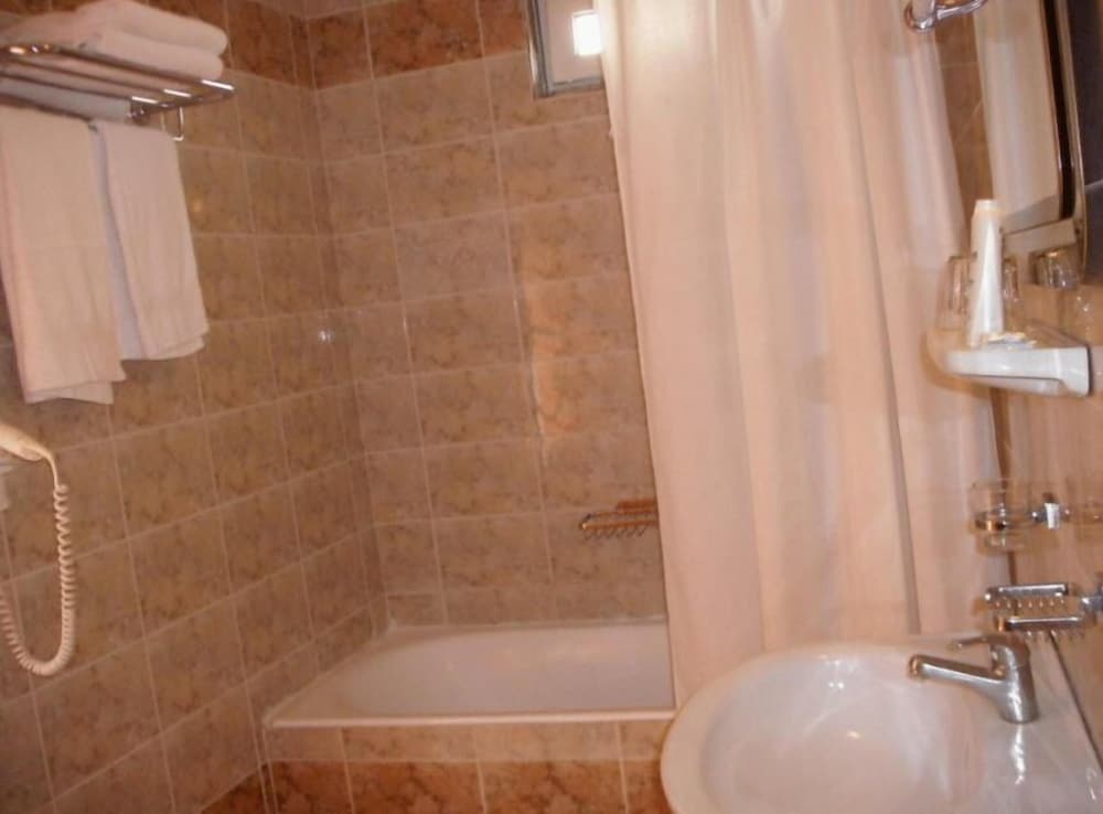 Triple Room, Sea View - Photo 2