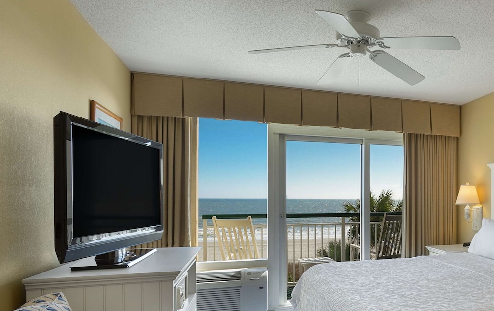 Room, Oceanfront photo 1