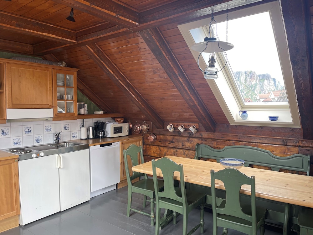 Rorbu Suite 216 - Photo 3