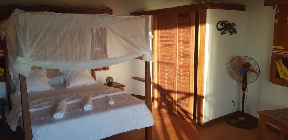 Basic Bungalow, 1 Double Bed photo 3