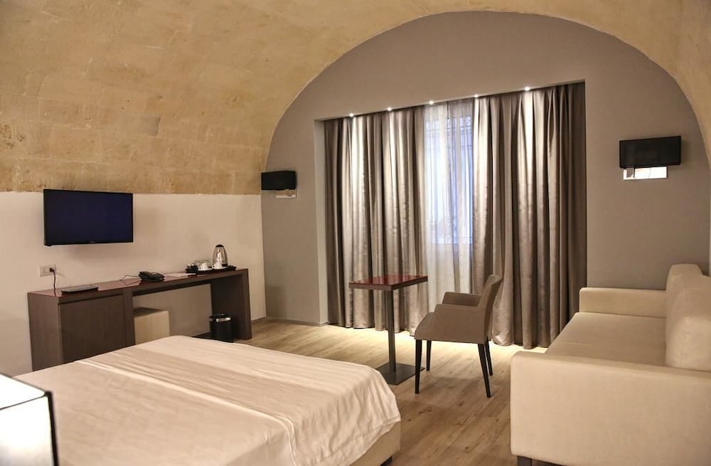 Superior Triple Room photo 2