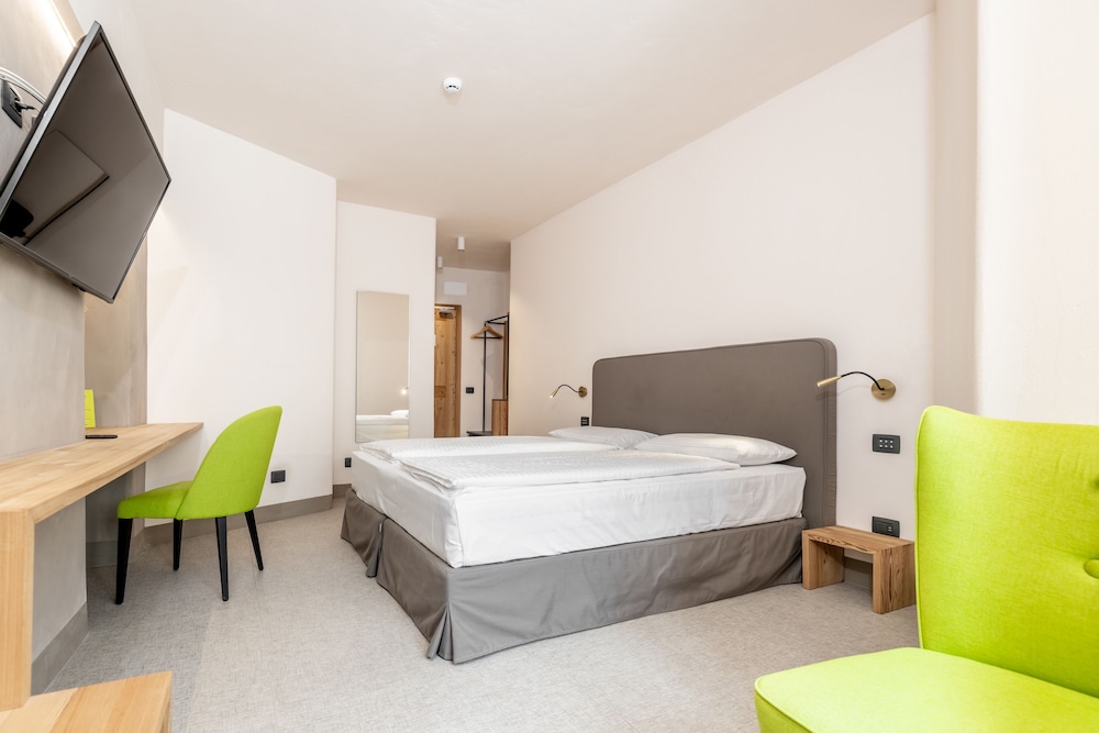 Standard Double Room - Photo 1