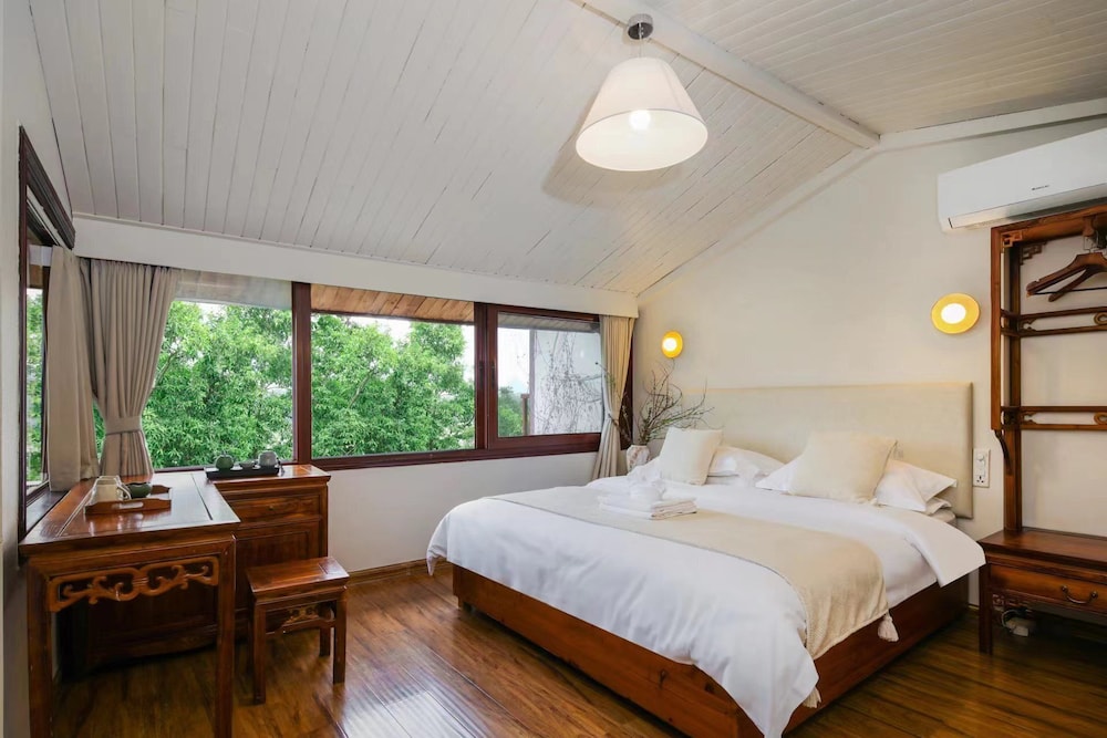 Elite Double Room, River View photo 2