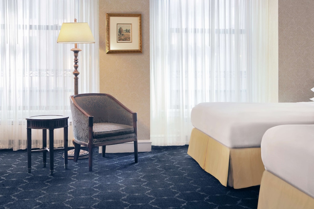 Suite, 1 Bedroom, Lake View (Michigan)
