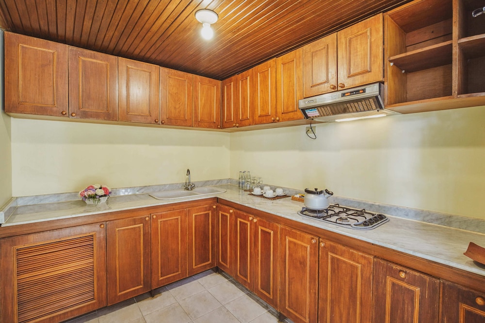 Two Bedroom Pool Villa - Photo 11