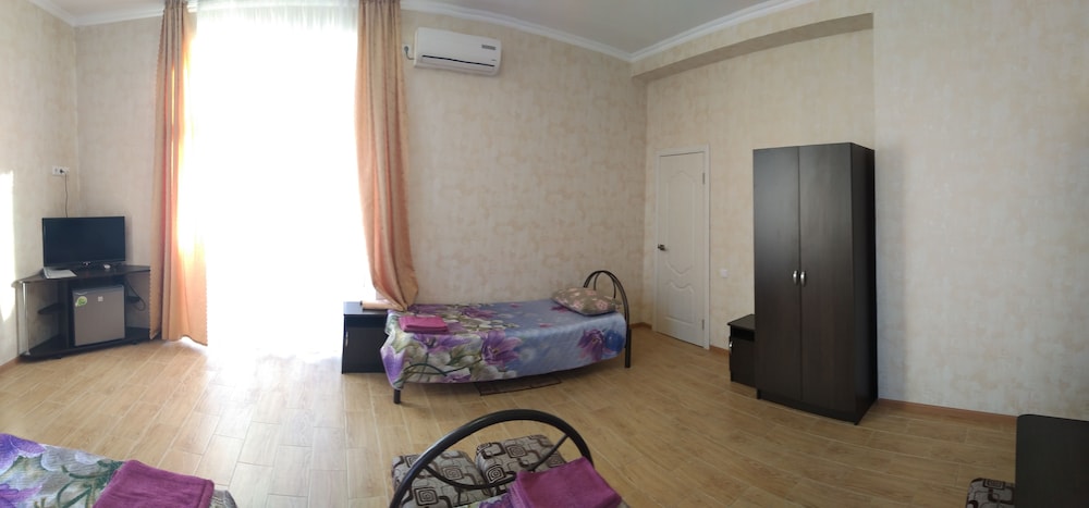 Standard Quadruple Room, 1 Bedroom photo 2